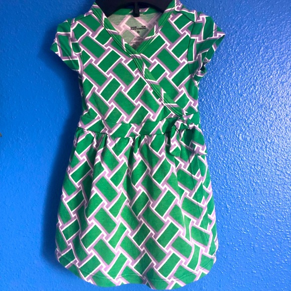 Diane Von Furstenberg Patterned Wrap Dress. Classic Style. Green/Lilac. SZ 18M. - Picture 2 of 9
